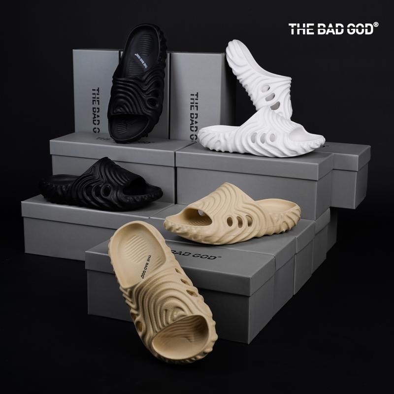 Dép đúc nguyên khối The Bad God T-rex Slipper