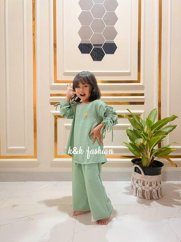 K&K FASHION/Setelan anak kekinian/set kids korea/Livina Set kids/setelan anak viral/Setelan terbaru/crinkle Air Flow/Setelan murah meriah/Lengan Serut/setelan lucu/modis/casual/bisa COD Polos Kids Celana Fashion Pakaian 5