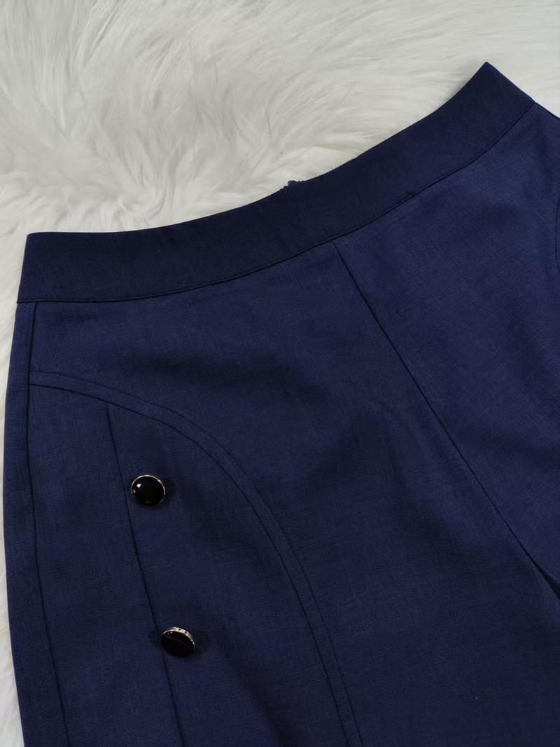 Product Introduction of Women's Solid Color Button Decor Shorts, Casual Fashion Shorts for Summer, Women's Bottoms for Daily Wear 9