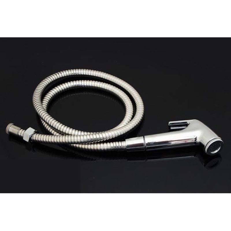  Bộ vòi xịt vệ sinh kèm dây dẫn và đế cài giá rẻ 