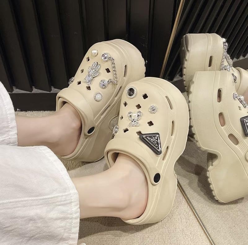 Dép sục nữ đế cao 7cm, sục nữ đế cao 7 phân, tặng kèm charm sticker gấu đá