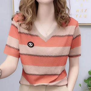 100KG Can Wear Internet Celebrity Stretch Stripe V Neck Short Sleeve Ladies Plus Size Loose New Style T-shirt Middle age mother Shirts Fashion temperament Tops