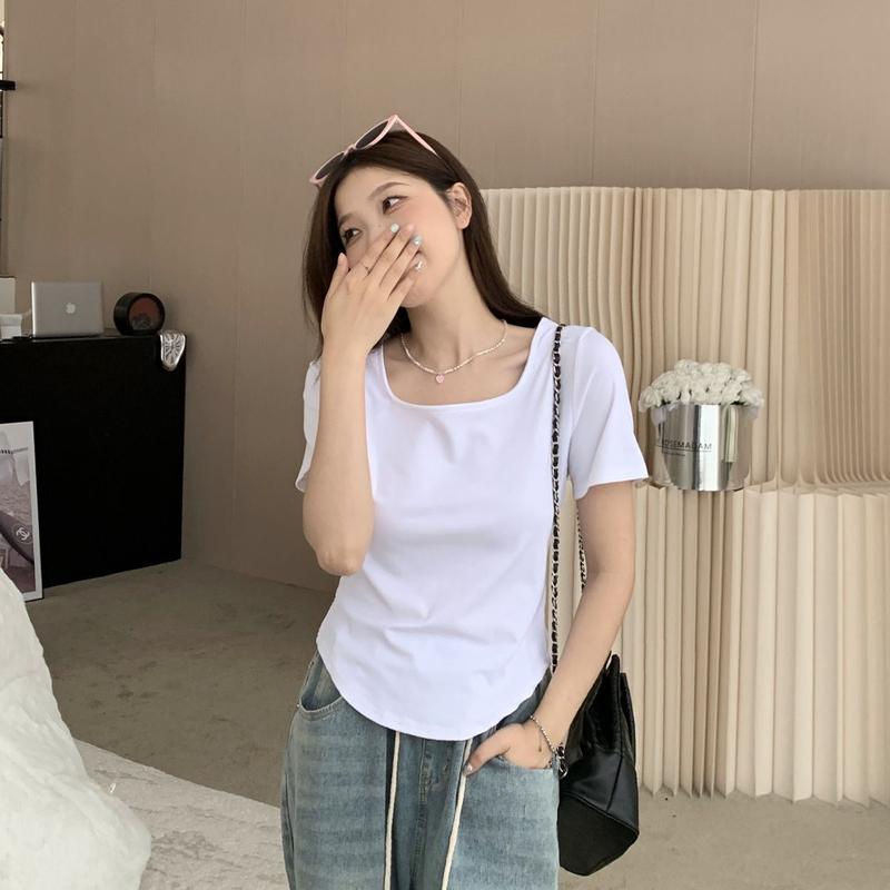 Product Introduction of [2098 Favorites] Regular Shoulder Short Sleeve T-Shirt for Women, Square Neck Top, Summer Plus Size, Regular Shoulder, Tummy Concealing, Slimming, Curved Design Top 9