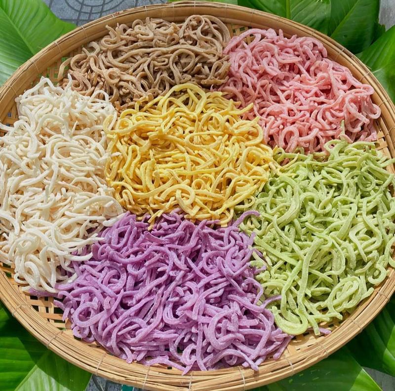 500g Mứt Dừa Non Ngũ Sắc - Ít ngọt, mềm dẻo - Màu tự nhiên Đặc sản Bến Tre tặng kẹo đặc sản