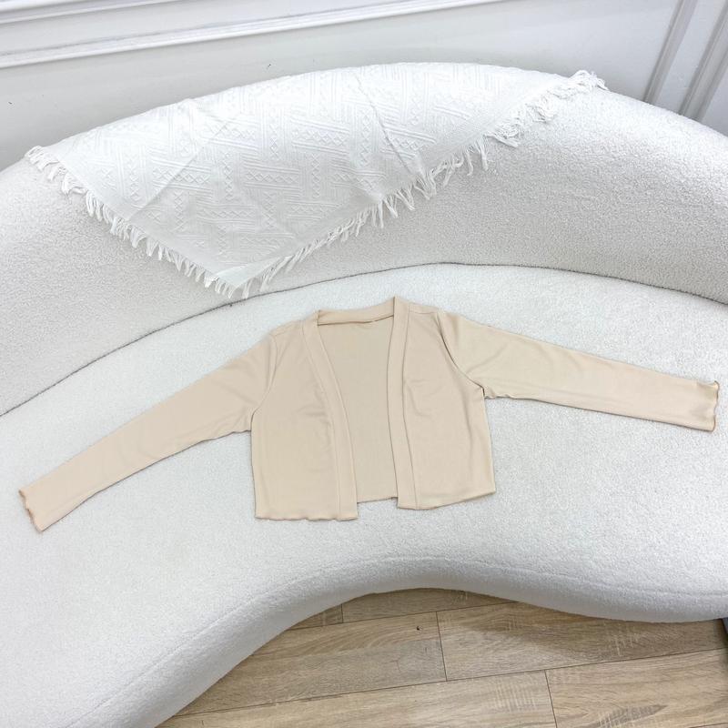 Áo khoác nữ thiết kế Nhật Vy tay dài viền chỉ chất len co giãn thoải mái dáng croptopphù hợp đi chơi dạo phố Women - D2714 Nhung Jacket