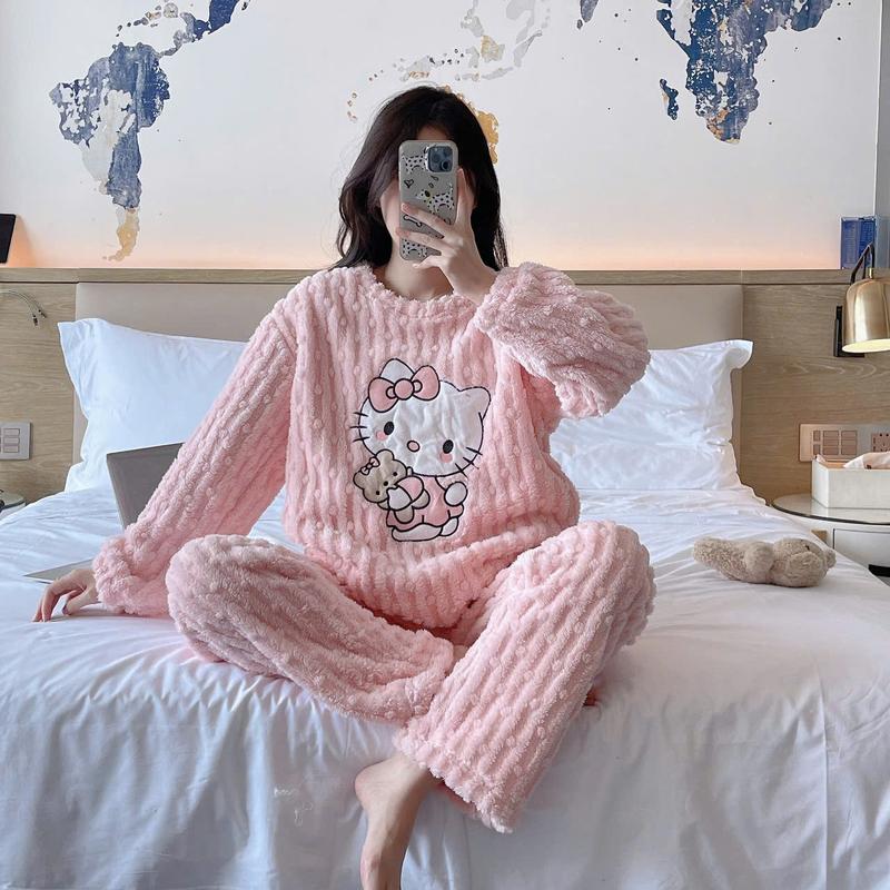  B89 Bộ đồ ngủ lông san hô hình HelloKitty dễ thương cho mùa đông Phương Linh Underwear 
