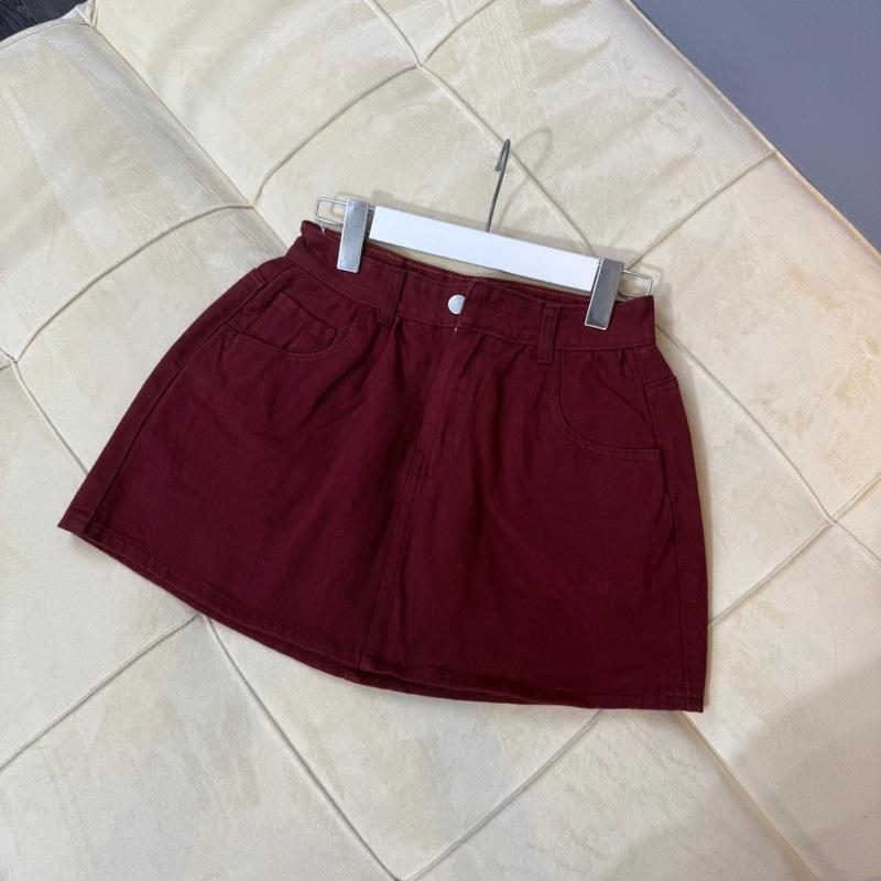 Chân váy jean màu nữ trơn QC . Có quần lót trong . Đủ Size S/M/L 7083