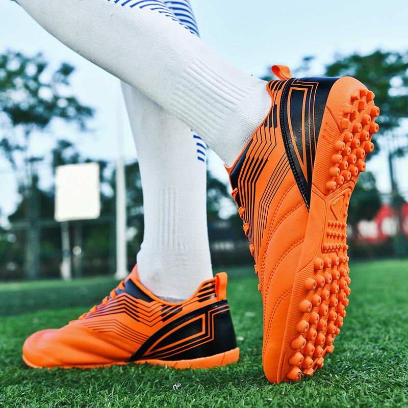 Product Introduction of New Men's and Women's Low Cut Football Shoes with Long Nails, Non Slip, Breathable, Lawn Outdoor Training Shoes for Youth Students 21