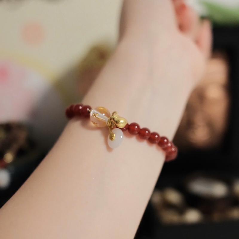 Vòng Tay Đá Đơn Mix Charm Đồng Điếu 6mm ( Đá Đỏ Đậm ) vòng  phong thủy 2