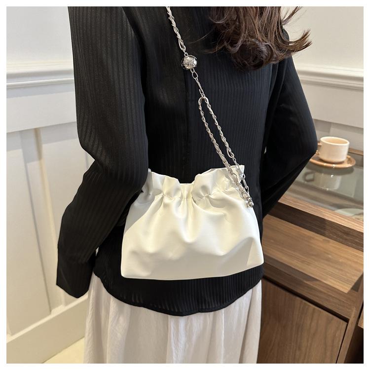 Product Introduction of [VKYSHOP] Túi Phong Cách Mới Xếp Ly Nữ Mùa Xuân 2024 Mùa Hè Túi Xô Dây Rút Độc Đáo Dây Đeo Vai Túi Messenger 6