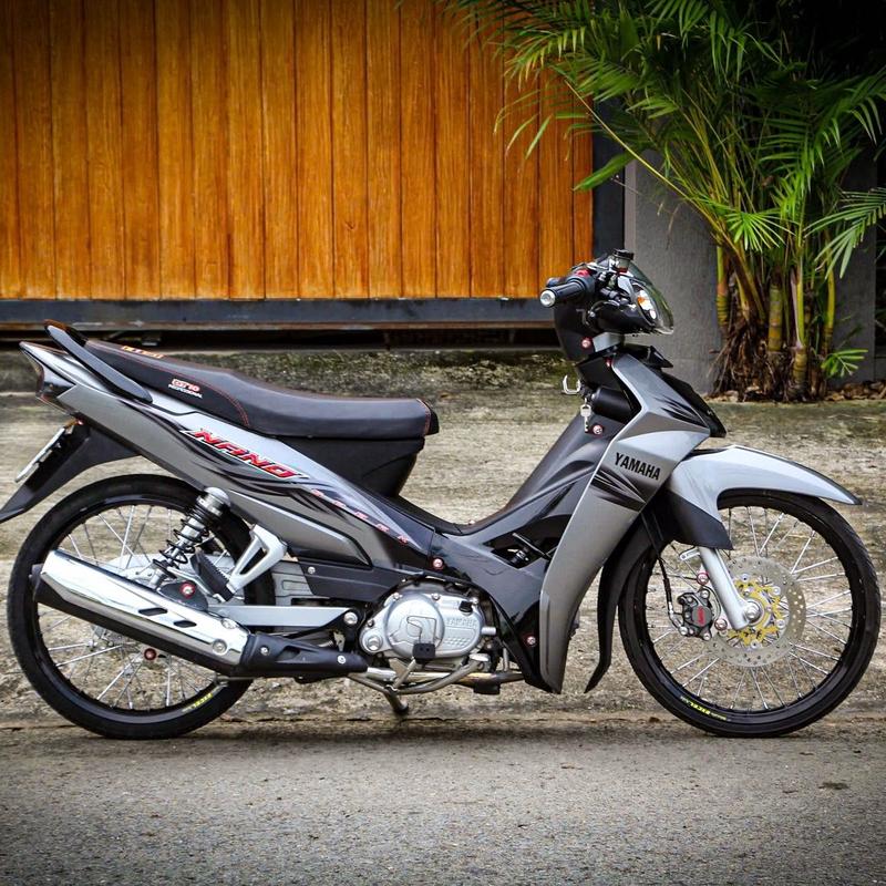 Nhãn dán xe sirius spark nano tem keo trong phù hợp cho xe màu trắng, màu bạc decal 3 lớp