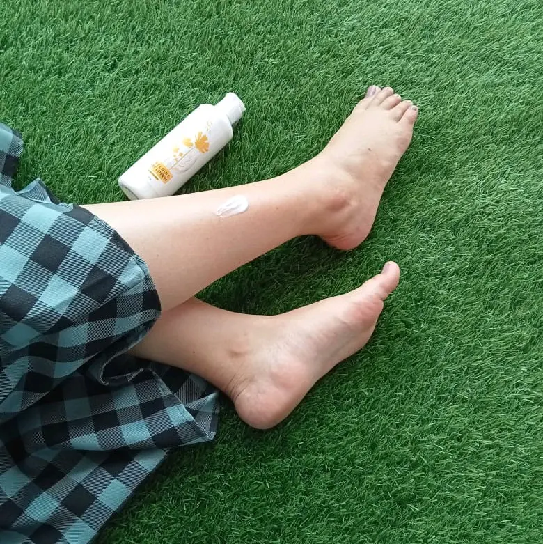 HAND BODY ZINESK WHITENING DOSTING BPOM Handbody Lotion Memudarkan Mencerahkan Tangan Kaki Memutihkan 6