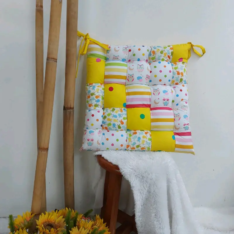 Bantal Duduk Tahu Kotak-kotak kursi 5