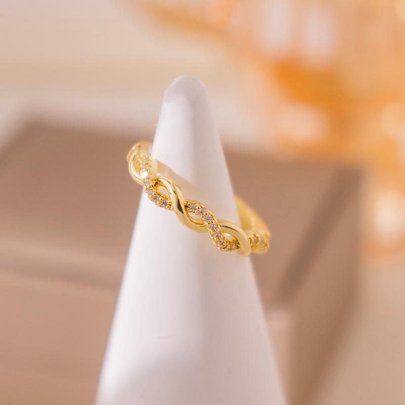 Product Introduction of Electroplated Zircon Twist Ring Light Luxury and Simplicity Woven Open Ring Elegant Graceful Design Bracelet 7