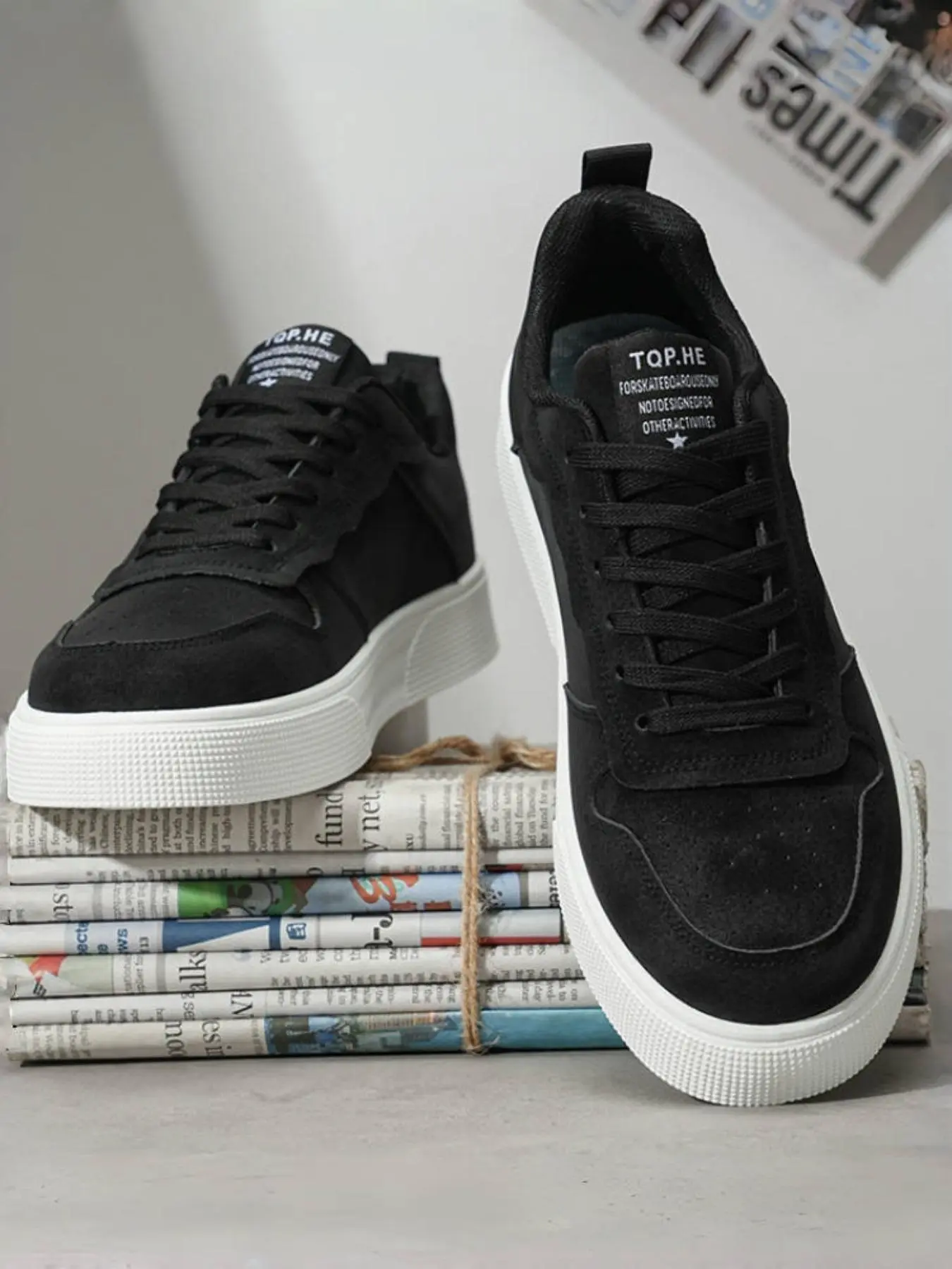 Men's Fashionable Lace Up Low Top Sneakers, Casual Comfortable Sports Shoes for Daily Wear, Breathable Non-slip Sneakers for Students and Outdoor Sports