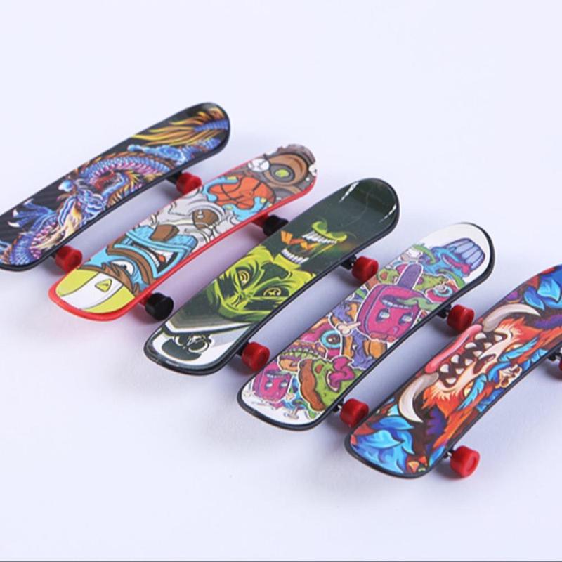 Finger Skate Toy, 10pcs/set Mini Multicolor Funny Finger Skate Toy, Party Decorations for Home School Game Office 5