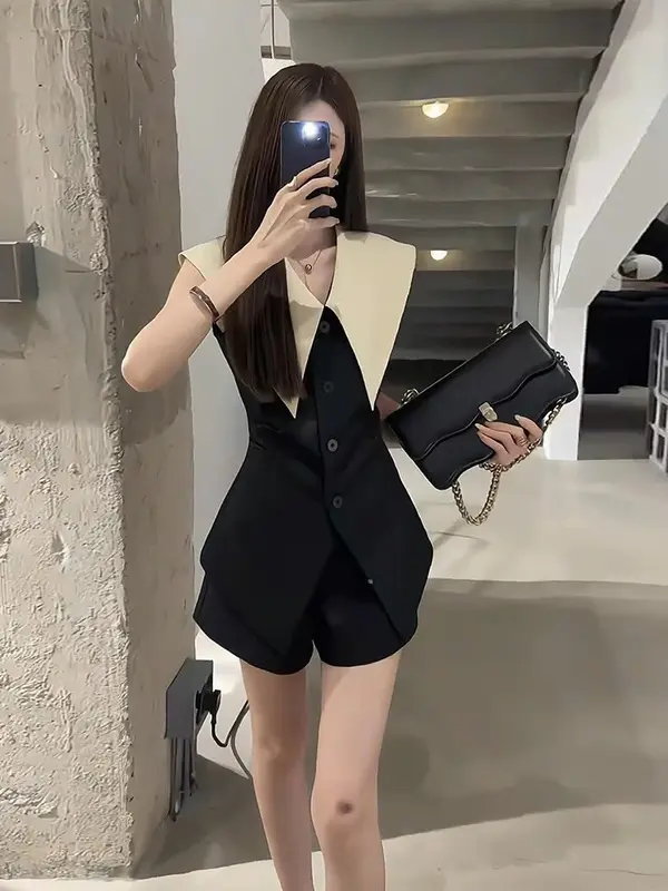Set vest thời trang nữ ngắn trên gối chất vải mát mịn thời trang sành điệu tinh tế cho các chị em Áo Voi Women Lịch Top Tim Navy 2