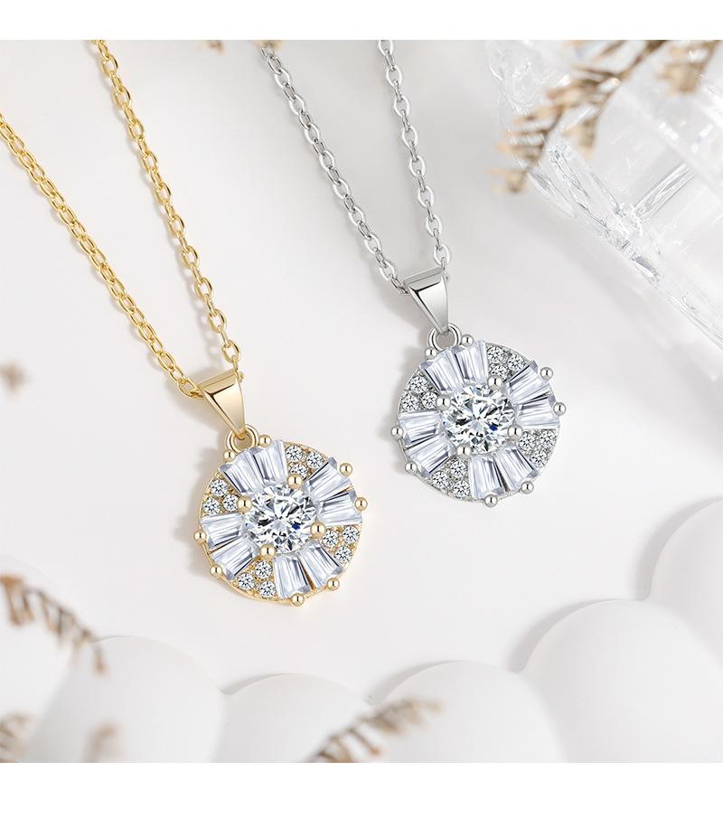 Product Introduction of Niche Clavicle Chain Ceiling! Rotating Zircon Flower Pendant Necklace for Women Light Luxury Temperament Non-Collision Ins Style Wear and Match Artifact 1