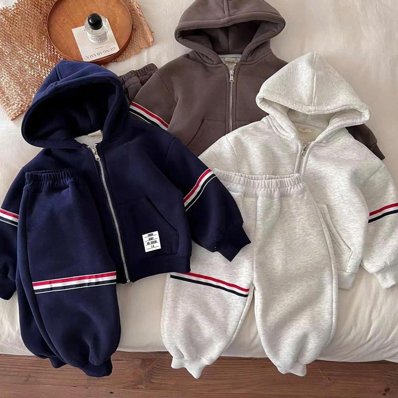 SET BỘ QUẦN ÁO THỂ THAO THÔM CHẤT NỈ BÔNG CHO BÉ 8-18KG