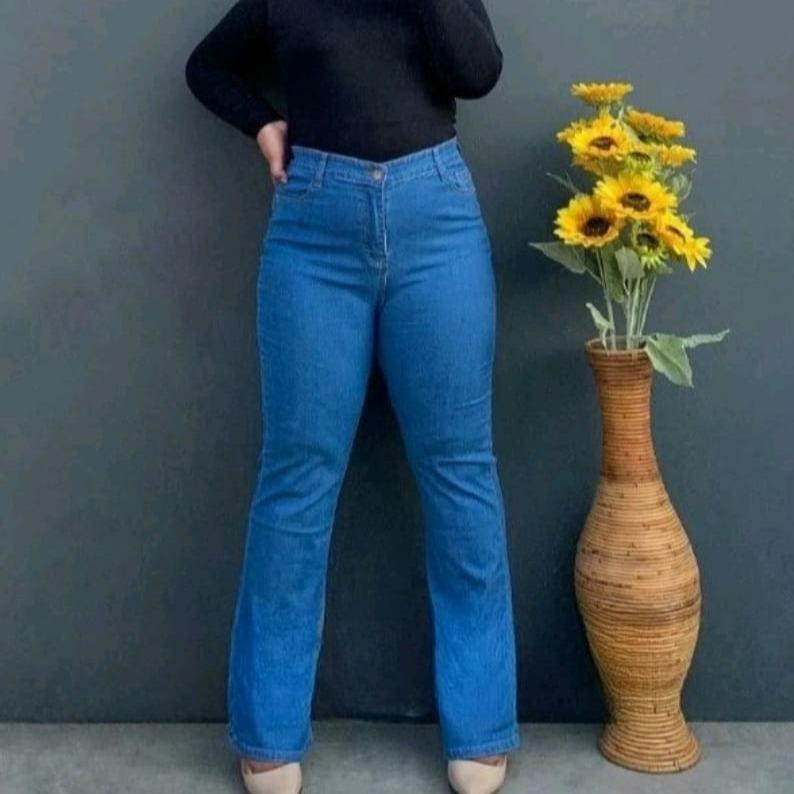 Celana cutbray wanita jumbo premium -Celana jeans cutbray jumbo-Highwaist cutbray jeans jumbo Polos. Panjang Stretch Cewek 2