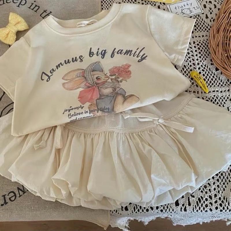 Set áo thun hình thỏ kèm chân váy bồng xinh xắn cho bé gái