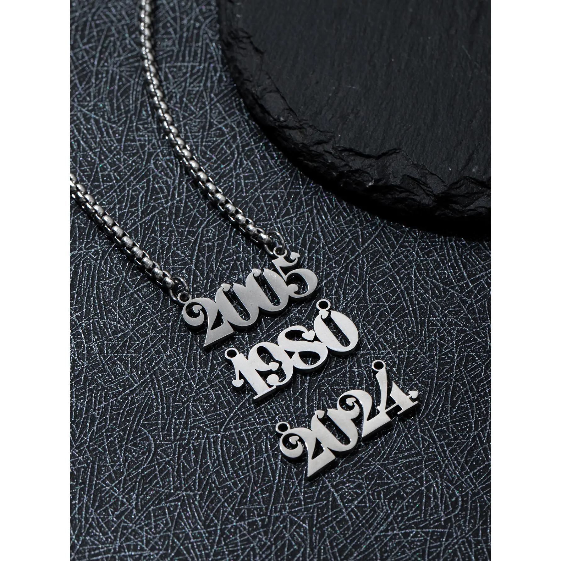 1 Pc  Birth Year Heart Shaped Number Pendant Stainless Steel Necklace Men Birthday Gift