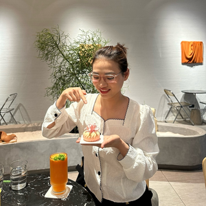 Tiệm Giày Nhà Huyền