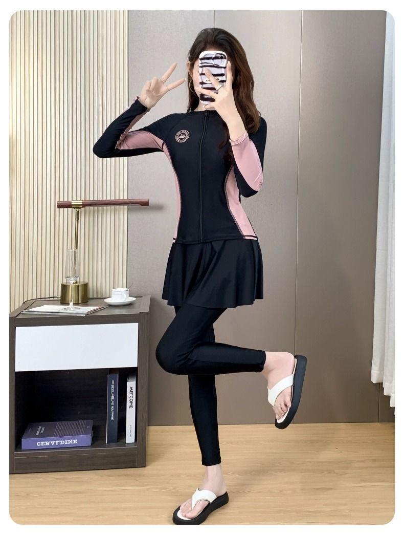 Product Introduction of Plus Size Sports Swimsuit Women's Summer New Split Conservative Long-Sleeved Trousers Diving Suit Jellyfish Seaside Surfing Swimsuit 8