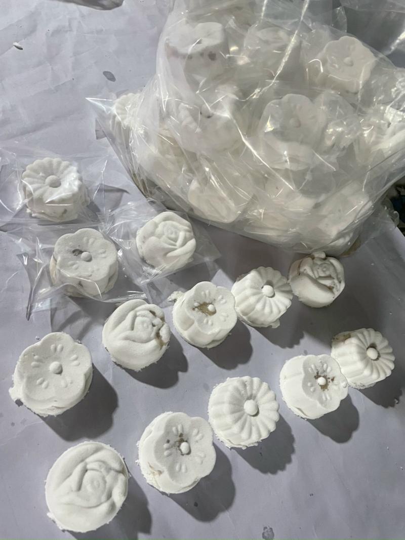 Product Introduction of 500g bánh in nhân dừa  non dẻo xốp thơm ngon Gói Gói Gói Tự nhiên Tự nhiên 1