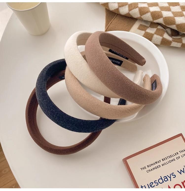 Product Introduction of Solid Color Versatile Sponge Headband Soft Stretchy Hair Accessory for Everyday Styling, Workouts Fashion Comfortable Non-Slip Hair Band for Women Girls 13