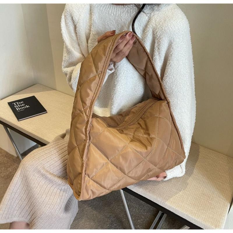 Product Introduction of Beg Bahu Kain, Reka Bentuk Mudah, Kapasiti Besar, Corak Berpetak Ketupat, Gaya Gebu, Beg Tangan, Beg Tote Berkuilt, Untuk Wanita dan Gadis 11