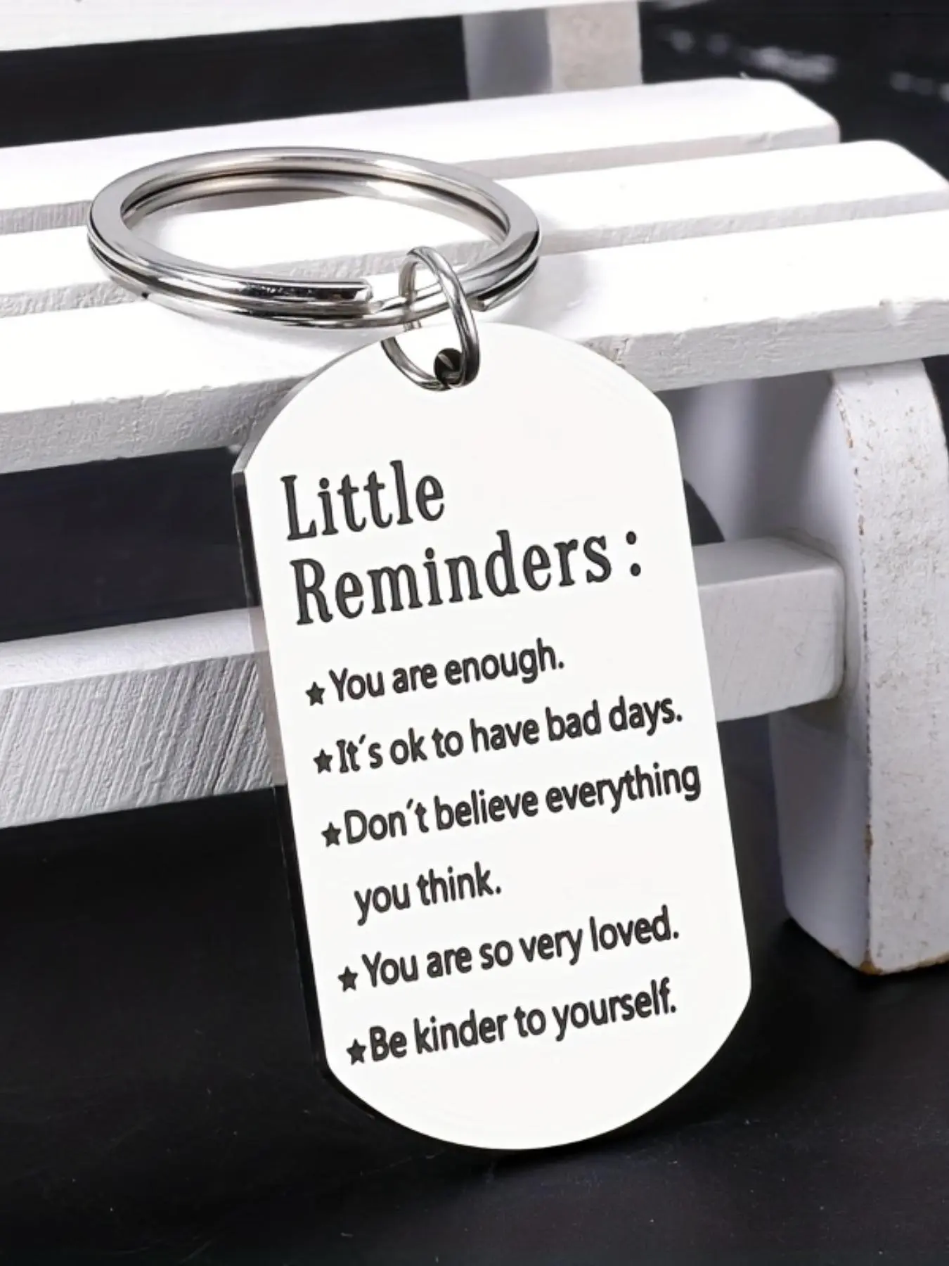 Fashion Letter Pattern Slogan Metal Keychain, Keychain for Party, Daily Clothing Decor, Trendy All-match & Exquisite Keychain for Birthday Gift