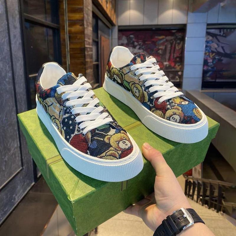 Giày Nam Sneaker Thời Trang Hoạ Tiết Gấu Mũi Tròn, Chất Liệu Vải Đệt Đế Bằng Shoes tăng chiều cao giay tet the thao Nhung Hoa 4
