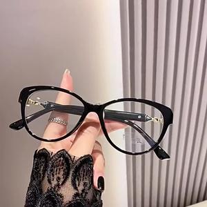 แว่นตาสายตาสั้น สำหรับผู้หญิง สไตล์ใหม่ ป้องกันแสงสีฟ้า ไม่มีเกรด หน้าเรียว กระชับสัดส่วน เหมาะสำหรับสายตาสั้น พร้อมผิวเปลือกหอย