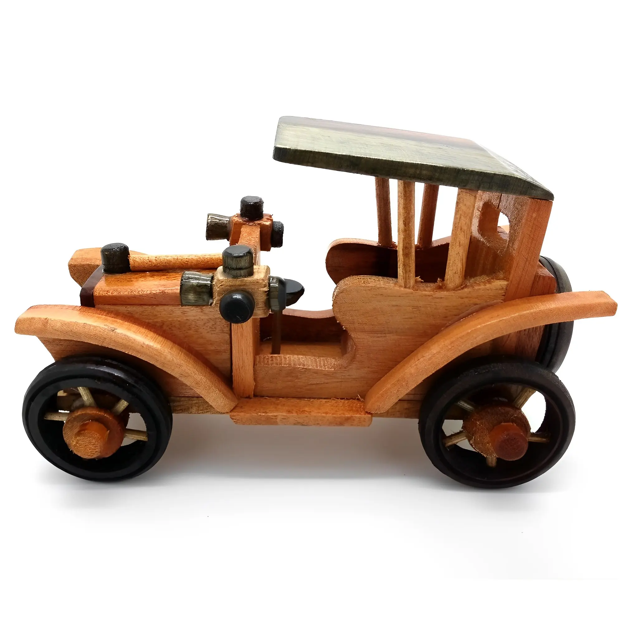 Miniatur mobil ontran dari kayu