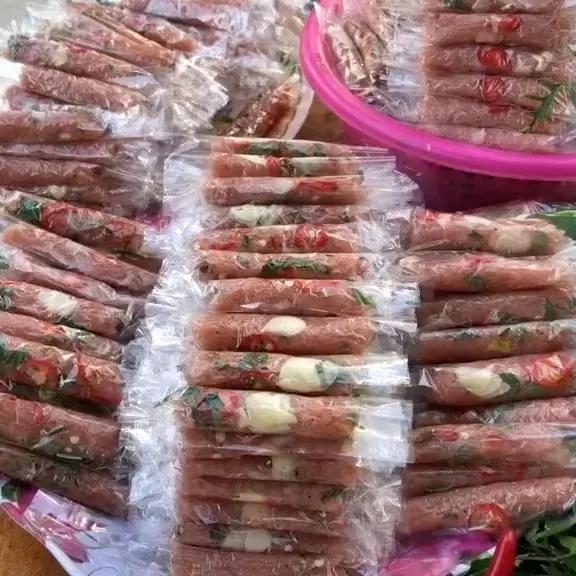 100 cái Nem Chua-Đặc sản Thanh Hoá chuẩn vị. Làm từ thịt và bì, có vị chua cay. Lên men bằng thính gạo. Food nem  chua 2