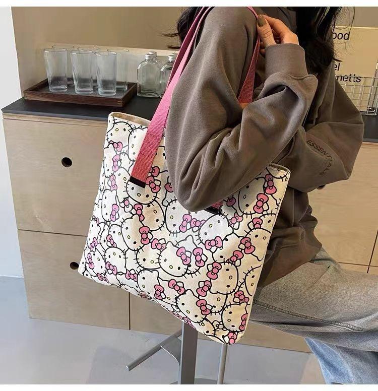 Product Introduction of Túi Vải Bố, Thiết Kế Hello Kitty Dễ Thương, Dành Cho Nữ, Hàng Mới Về Năm 2024, Túi Đeo Vai Hello Kitty Hoạt Hình, Thích Hợp Đi Lại, Túi Tote Đeo Vai 6