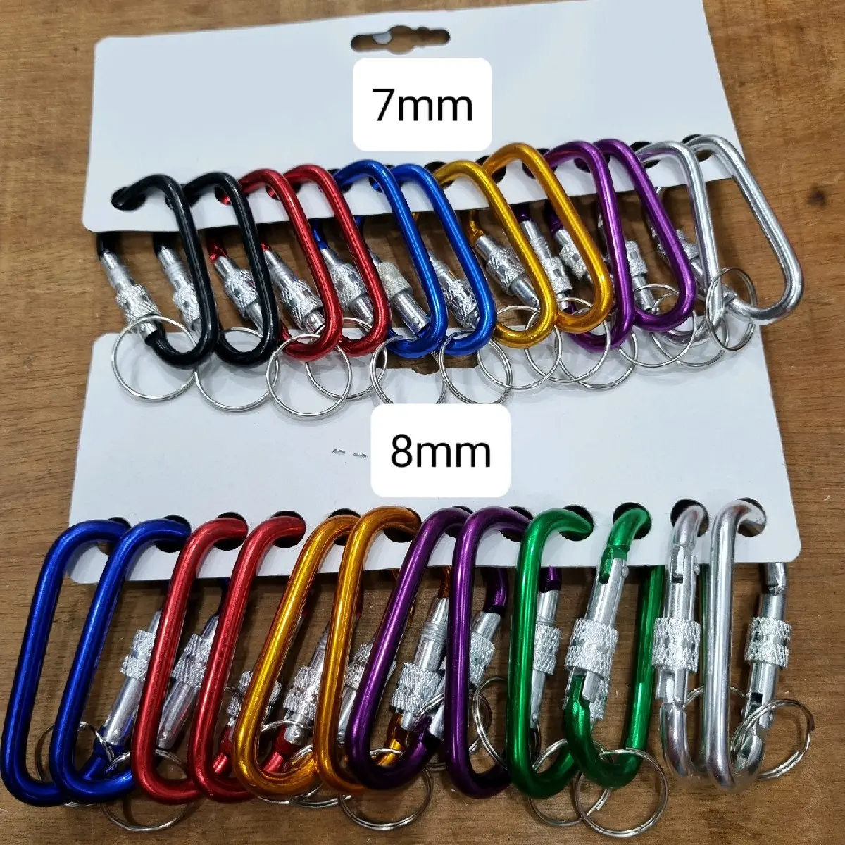 Grosir Gantungan Kunci Carabiner Campur Warna Besi Babet Tahan Lama 13pcs - Keychain