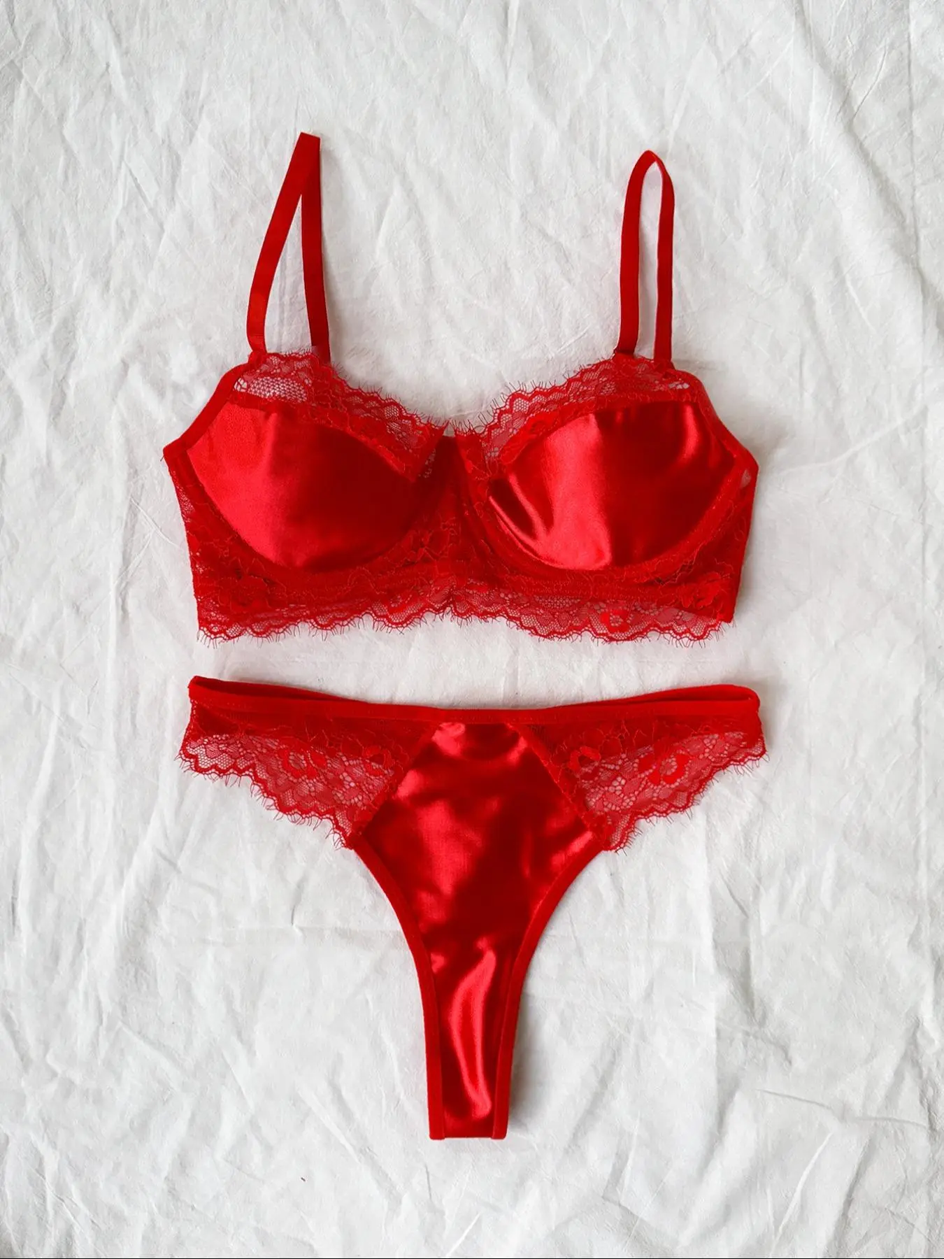Women's 2pcs Plain Contrast Lace Push Up Bra & Panty Set, Elegant Soft Comfortable Lingerie Set For Daily Wear, Women's Underwear Set For All Seasons， Naughty Lingerie