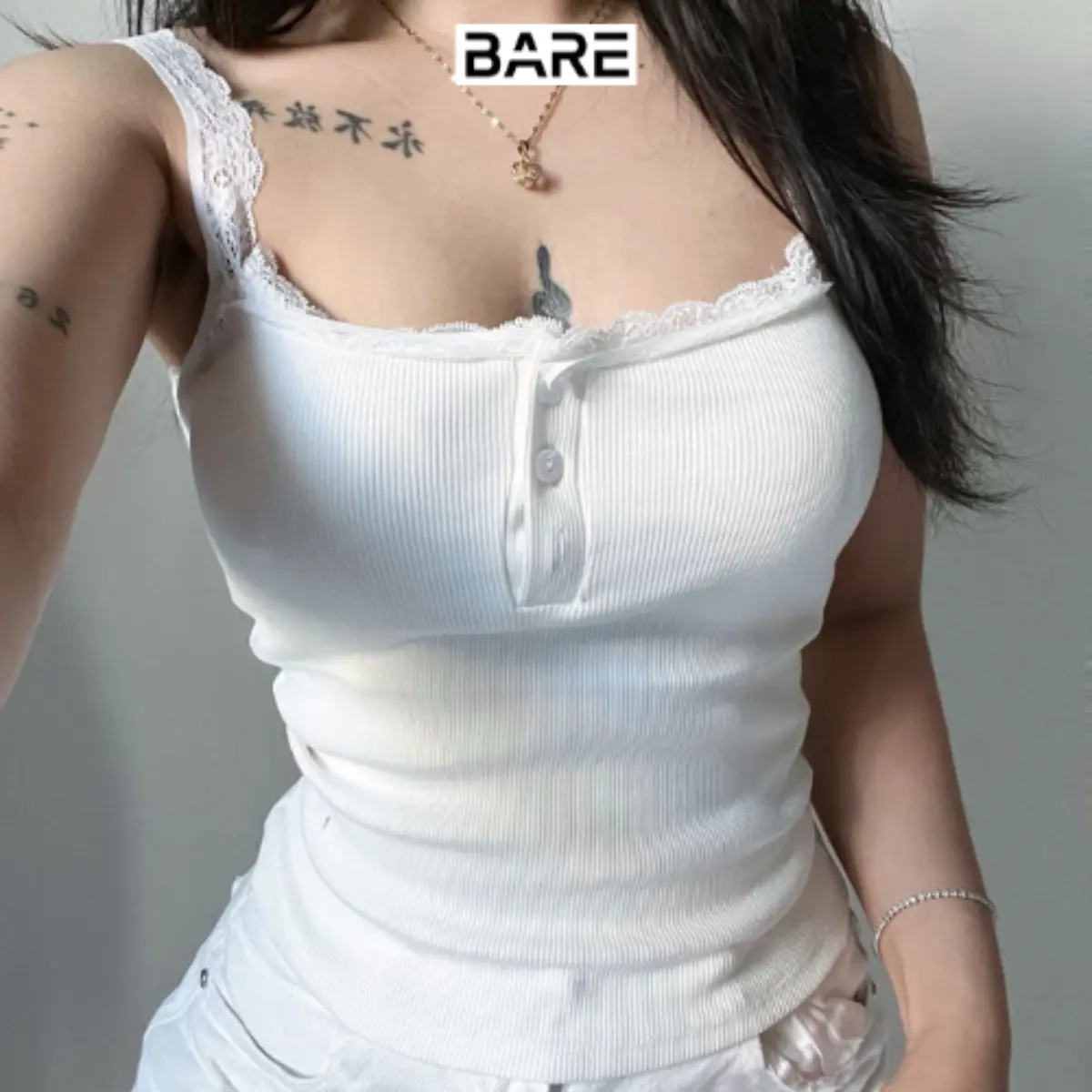 BARE.Y2K_Áo Hai Dây Phối Ren Chất Thun Co Dãn Có Nút Khuy Tôn Dáng_A289 Nữ Women Top Jean Kem Voi