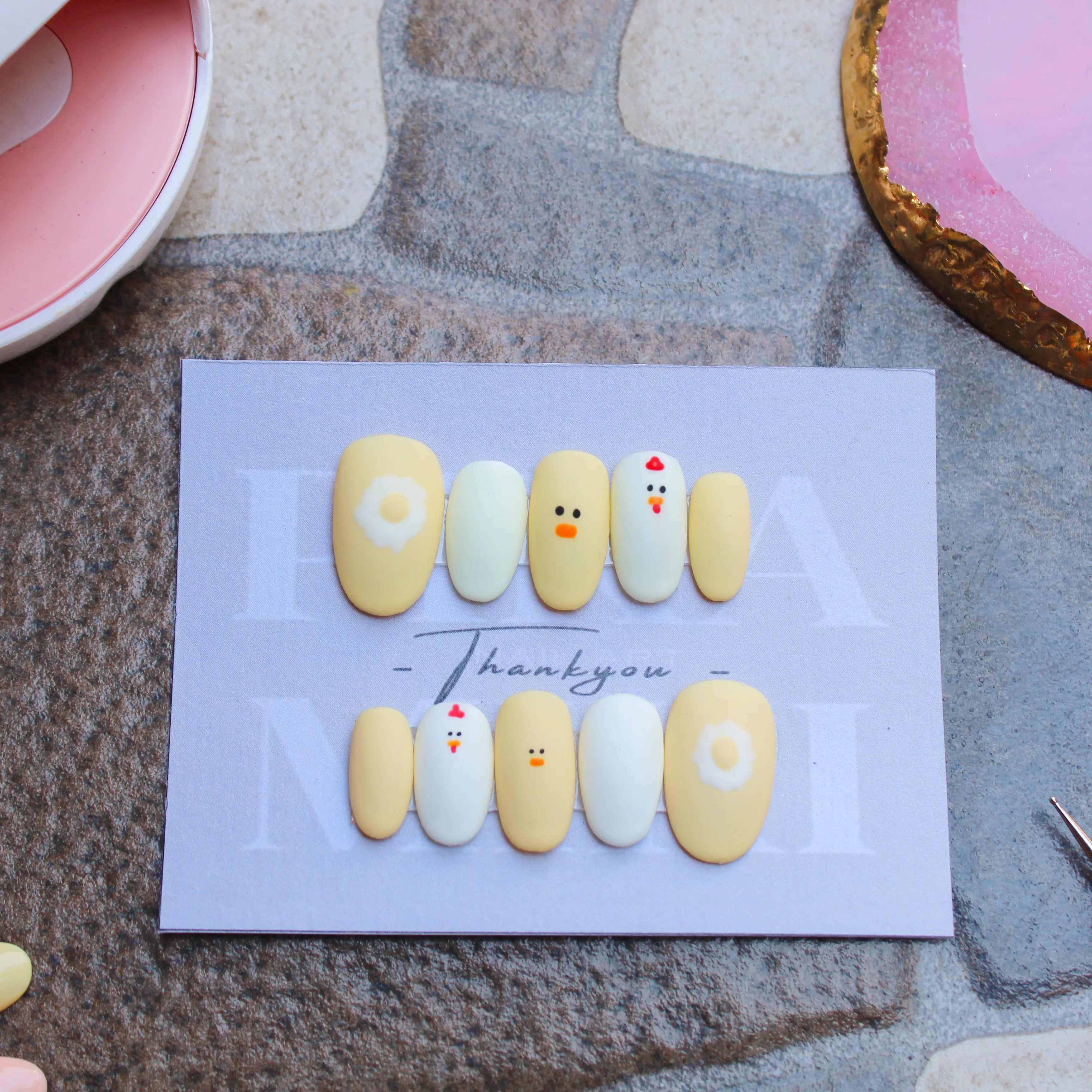 Handmade Custom Egg Chicken Press On Nails Tahan Lama dan Dapat Dipakai Berkali-kali