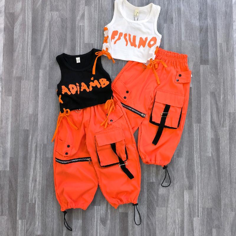 12-32kg_ Sét bộ quần BOOM màu  CAM, áo ba lỗ trắng đen cho bé gái hiphop