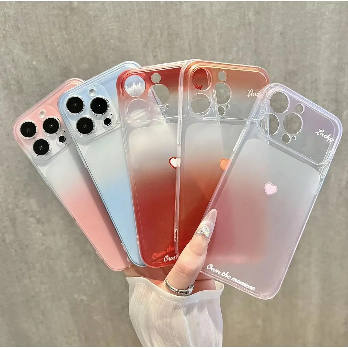 Vỏ Bảo Vệ Trong Suốt Mềm Mại Họa Tiết Trái Tim Chuyển Màu Với Cửa Sổ Lớn, Bám Dính Tức Thì, Bề Mặt Mờ Chống Vân Tay, Tương Thích IPhone X Đến 17 Pro Max, Bảo Vệ Chống Sốc.