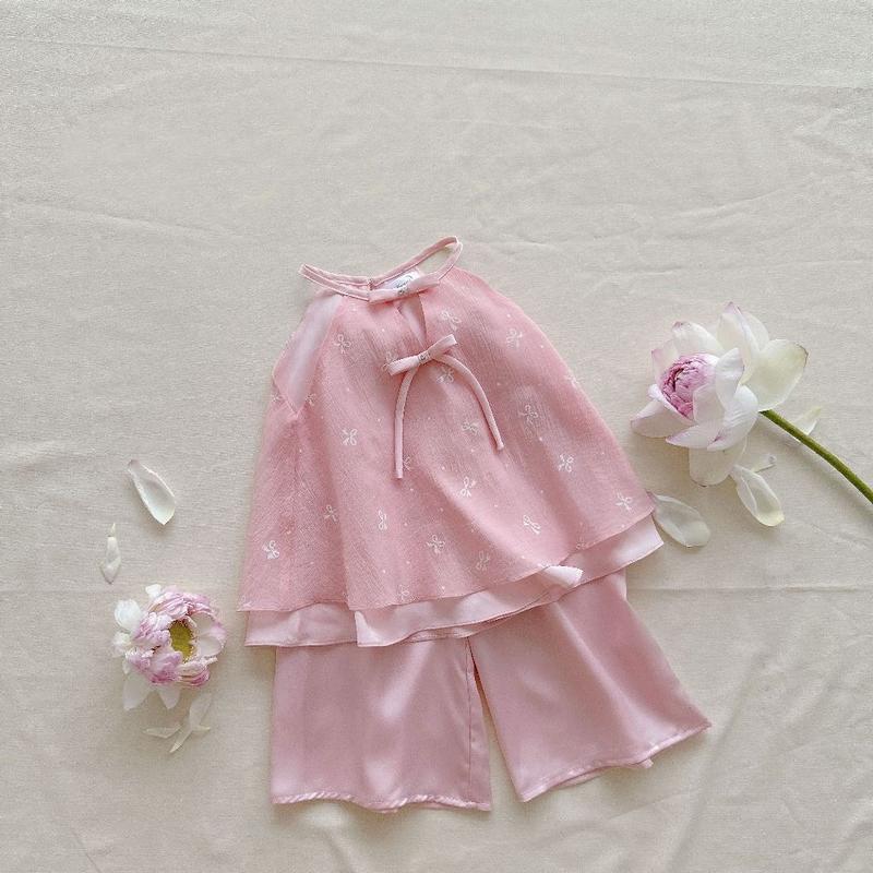 Vivi Baby Set áo yếm phối quần xuông lụa, set yếm lụa trung thu cho bé xinh xắn 7-17kg
