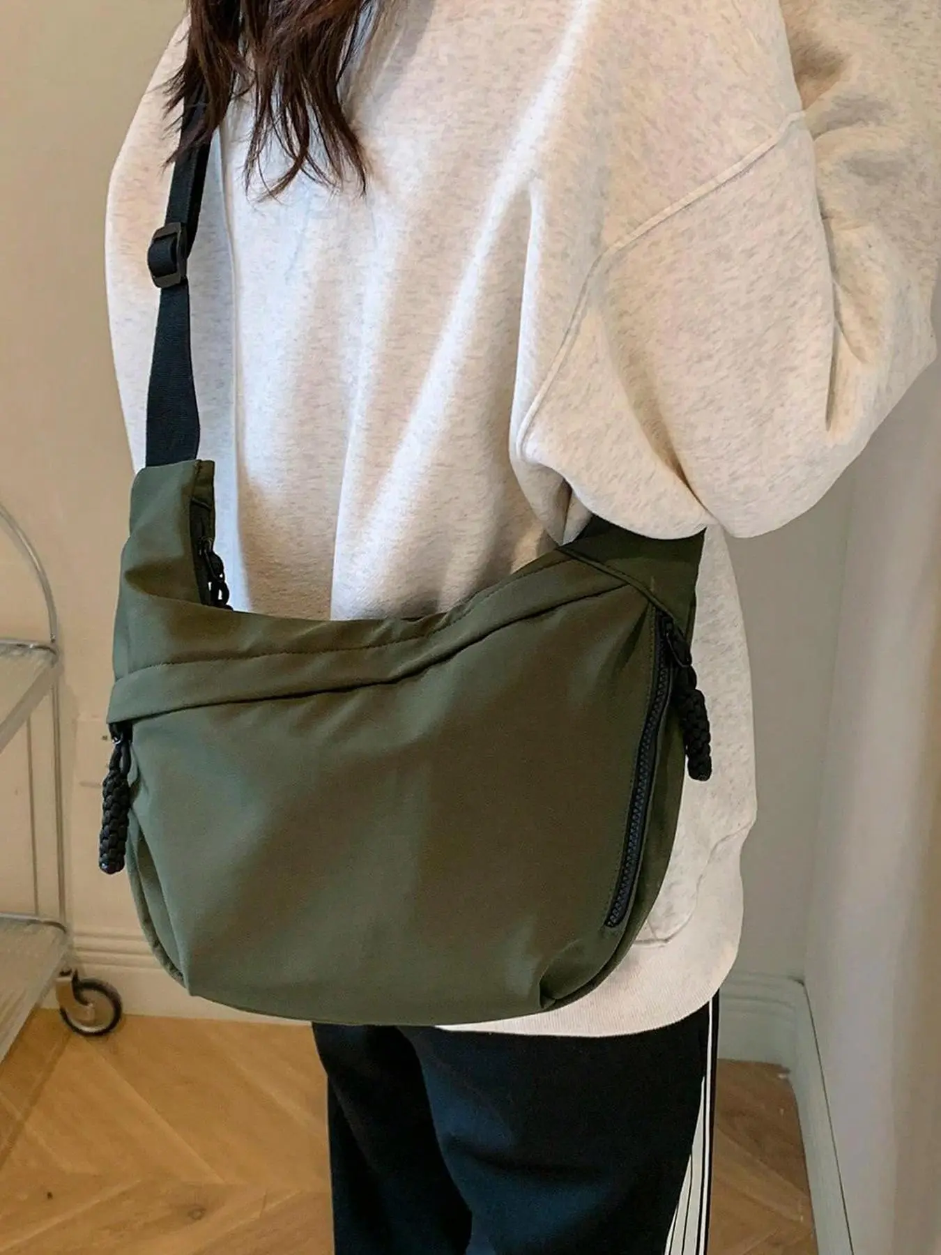 Women's Solid Color Crossbody Bag, Fashionable Nylon Zipper Shoulder Bag for Daily Used, Casual Trendy Versatile Daily Commuting Bag