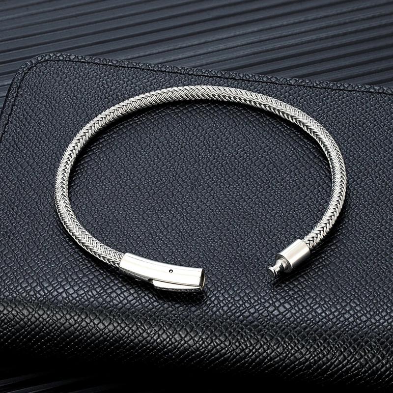 Product Introduction of Simple Style Men Jewelry Non-fading Steel Wire Rope Bracelet Classic Cuff Charm Bracelet for Men Male Gifts 8