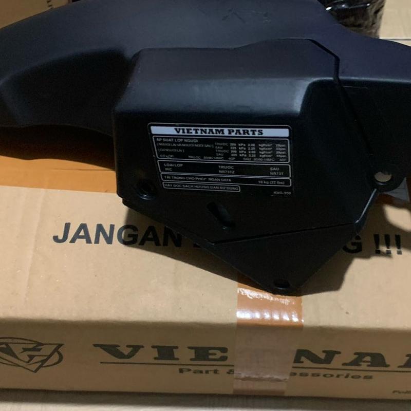 tutup hugger air blade cover hugger airblade pnp hugger vietnam Aksesoris Motor Motorcycle karet  hugger 2