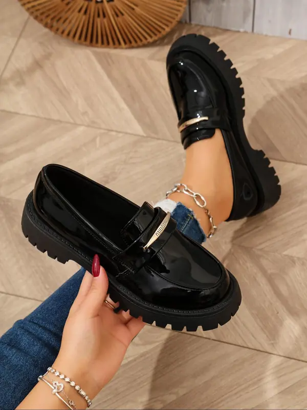 Women's Fashionable Solid Color Slip on Loafers, Casual Comfortable Round Toe Flat Shoes for Daily Wear, Lightweight Breathable Shoes for All Seasons 7