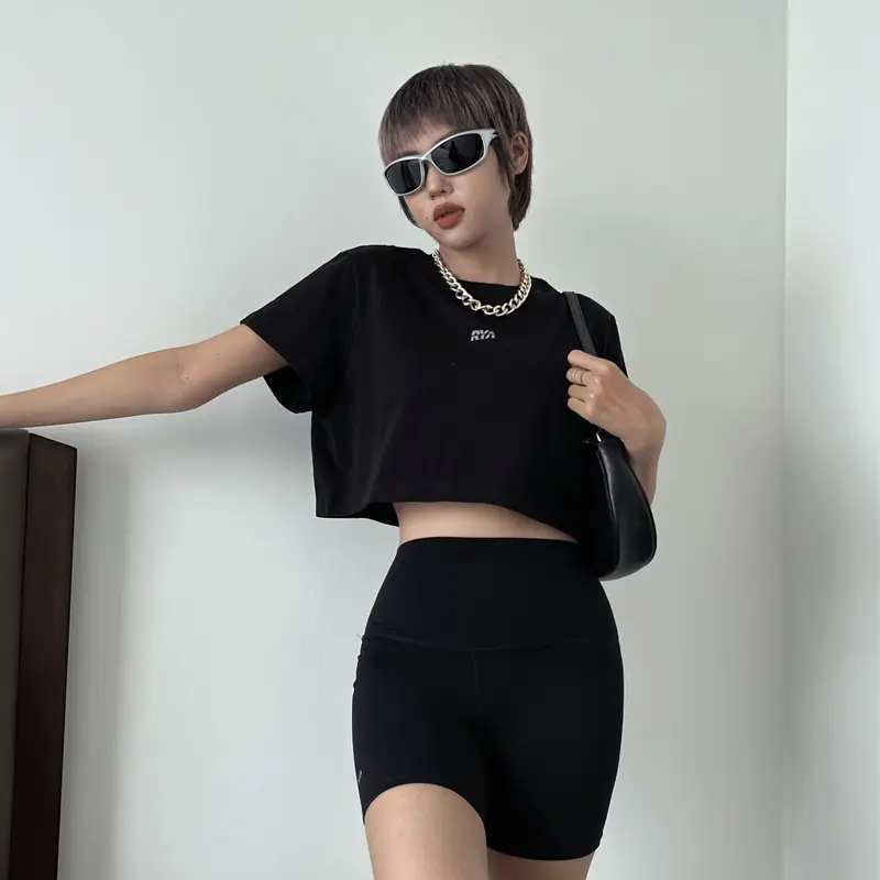 Áo thun croptop nữ Ryactive Comfy Croptop Màu đen 5