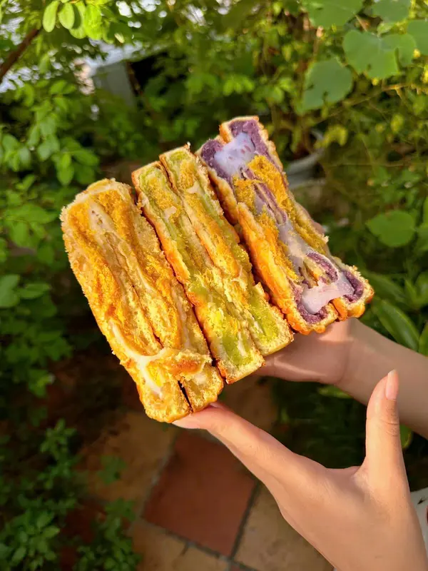 Livestream - Bánh trung thu các vị 300g kèm hộp đựng siêu xin Lâm Thuỷ 1